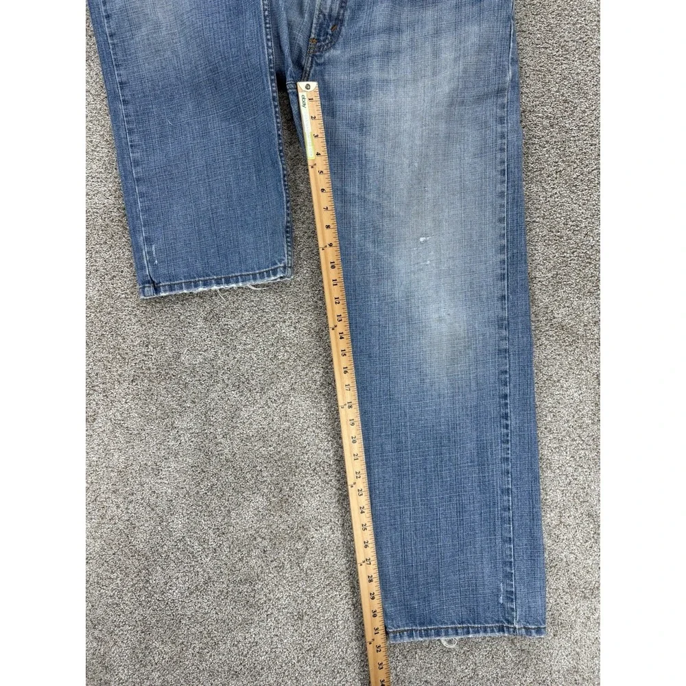 Vintage Levis 559 Jeans Mens 36x32 Blue Relaxed Straight Workworn Light Wash Y2K